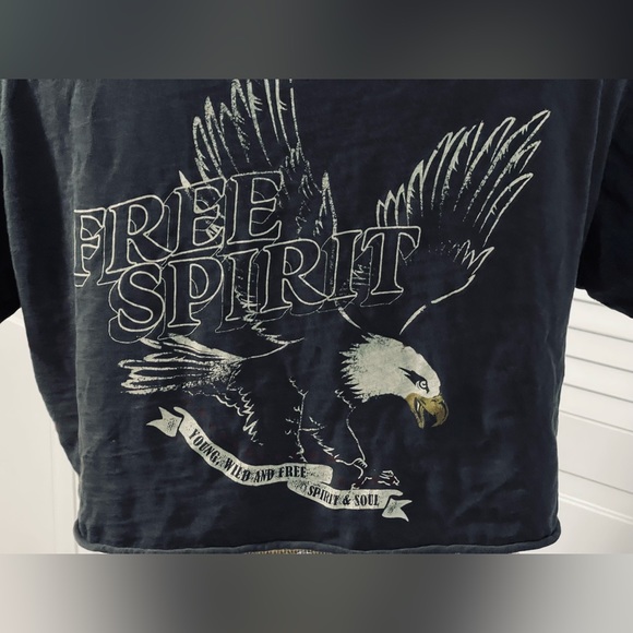 Garage Size G/L Free Spirit tie front top Palm Valley Los Angeles - Picture 6 of 6